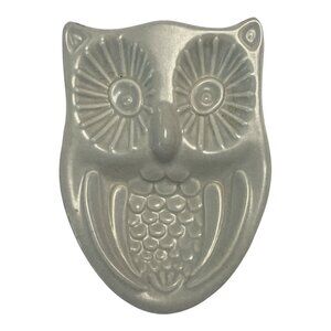 Vintage 1970s Pfaltzgraff Owl Wall Plaque – Mid-Century Ceramic Kitchen Decor –
